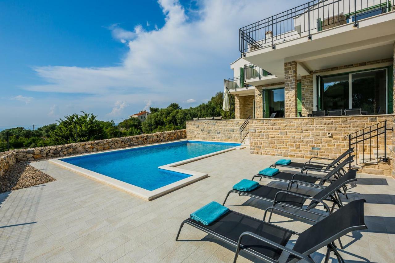 Villa Bramasole Lun Novalja Buitenkant foto