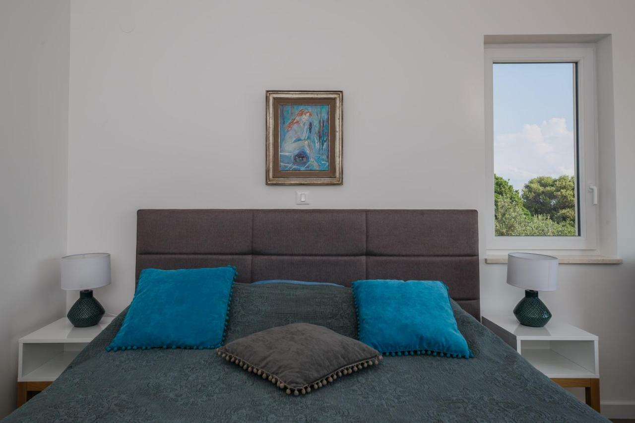 Villa Bramasole Lun Novalja Buitenkant foto